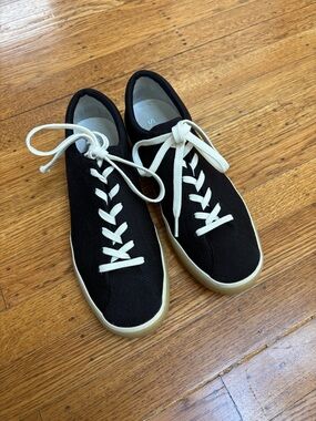 Rothy’s Black Lace Up Sneakers